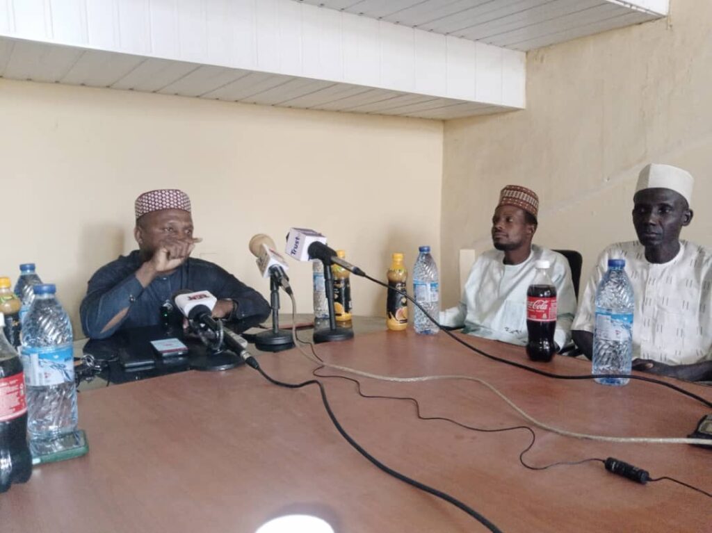 Nayara calls for Rapport between Pillars and Sports Writers Ali Nayara