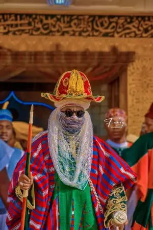 Emirship Tussel: Court restrain Emir Bayero, 4 others from acting as Emirs Aminu Ado Bayero in Colourful dress