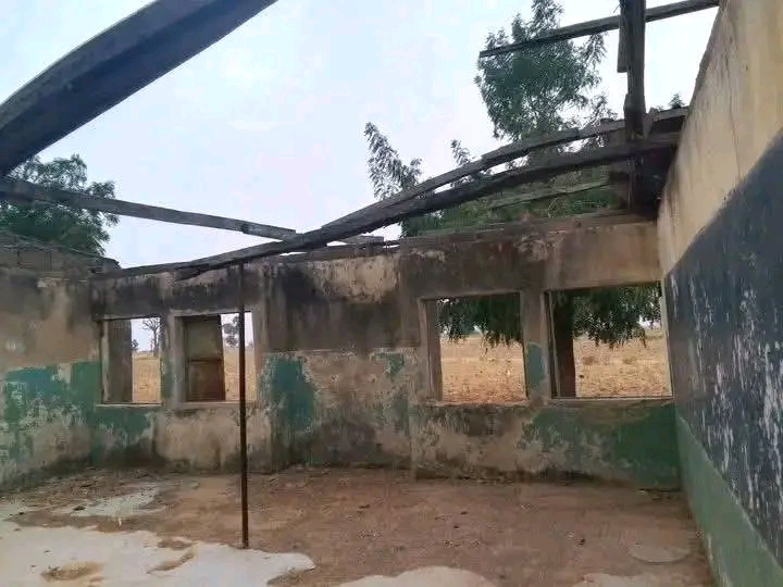 Ayaga Primary School pupils learn under trees Ayaga Primary School Ruma Ward Rogo