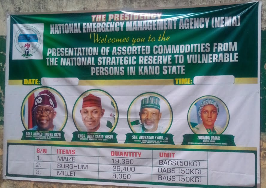 FG presents 42,000 metric tonnes of food items to Kano Banner