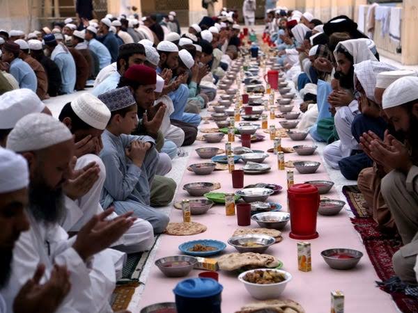 RAMADAN FATWA Breakfast at Mosque