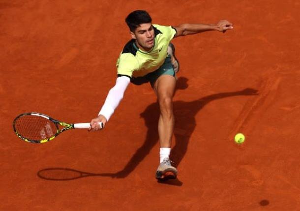 Carlos Alcaraz bulldozes Jannik Sinner in Roland Garros Men’s Final Carlos Alcaraz
