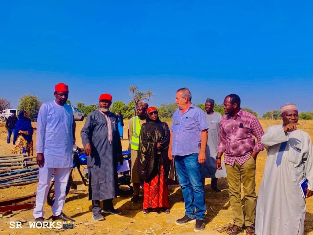 Commissioner of Works expresses adoration over level of works Construction site