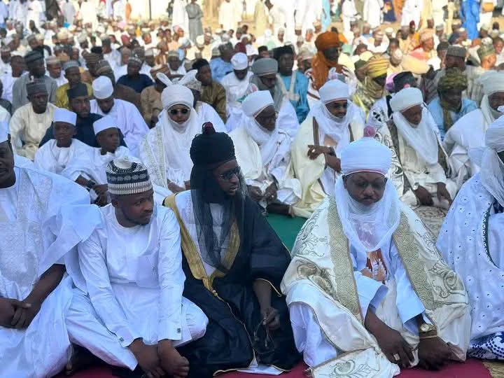 Cross section of traditional rulers