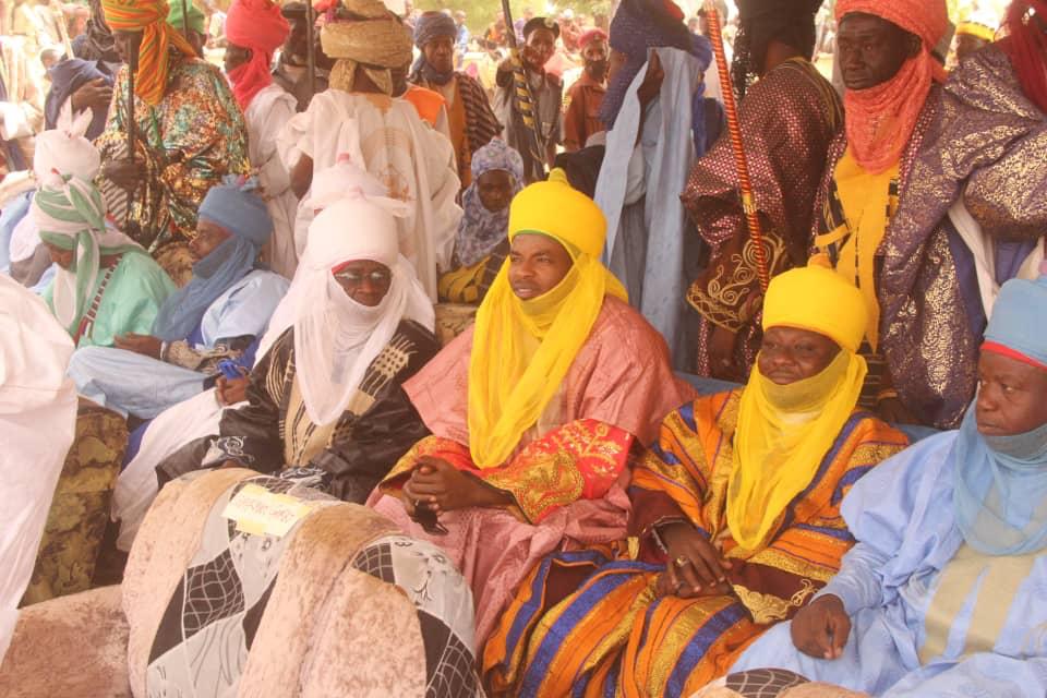 Cross section of traditional rulers at Gaya2 Cross section of traditional rulers at Gaya2