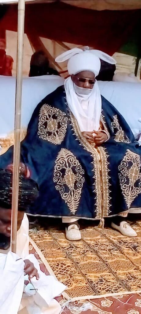 Royal father laments the high price of groceries E Karaye