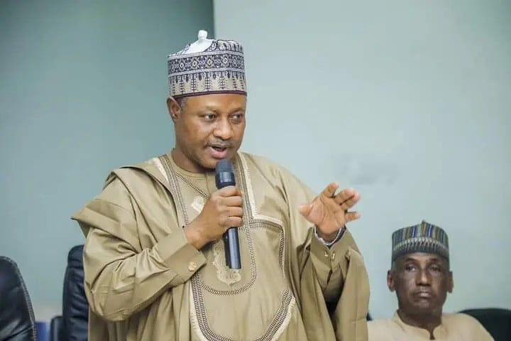 KDSG Gives Ten Million Naira to family of Demised Headteacher Governor Uba Sani