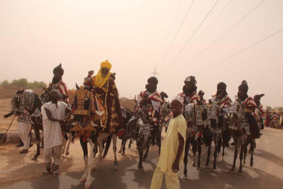 Horse riders 1 Horse riders 1
