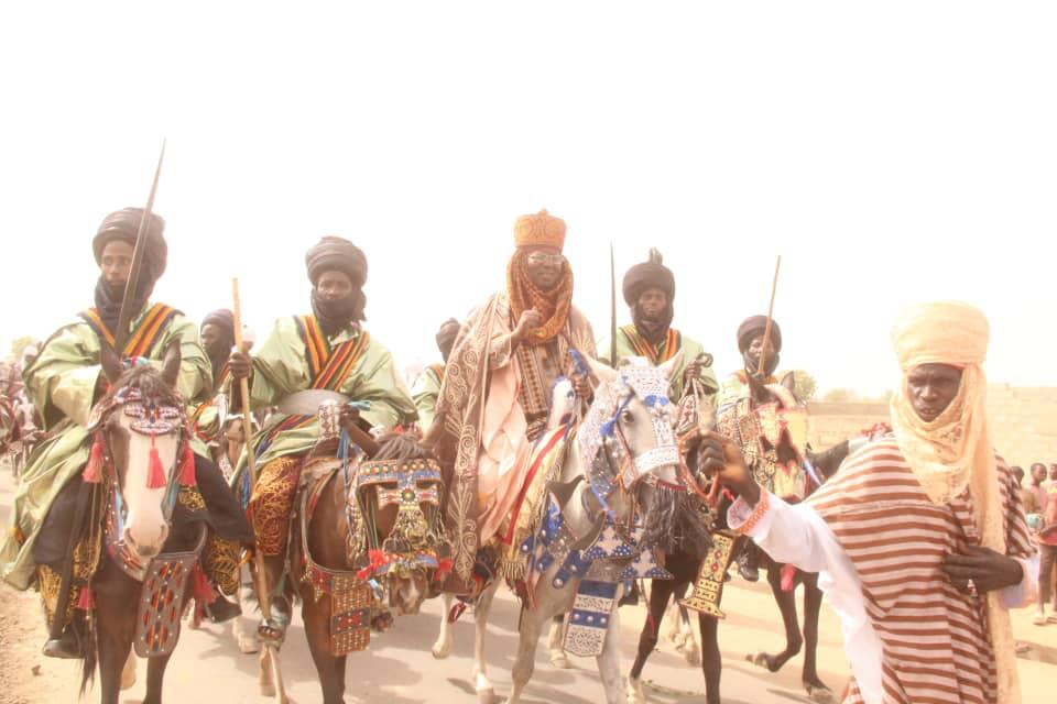 Horse riders 12 Horse riders 12