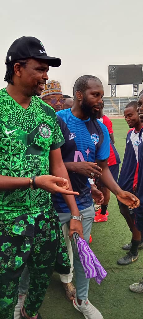 Talent Hunt: Kanu Nwankwo storm Kano , on football spying mission Kanu