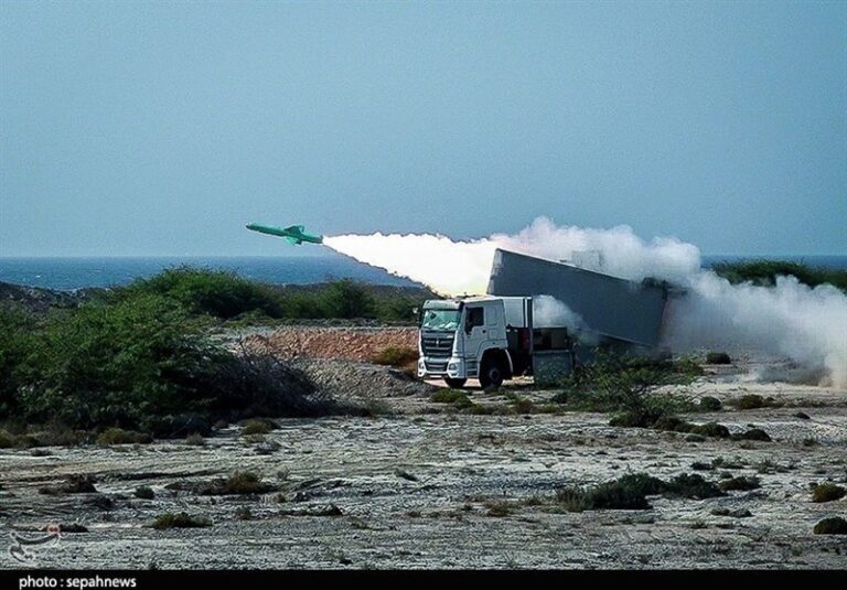 Iranian Navy Fires Warning Shots at US Destroyers near Strait of Hormuz Missile