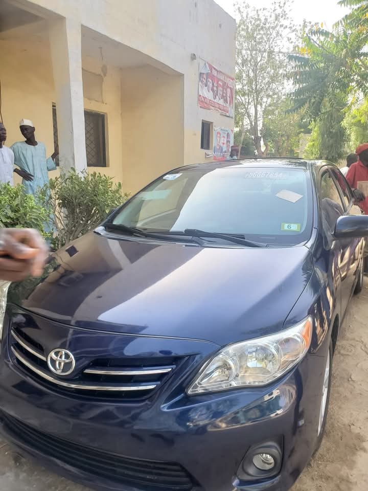 Council Chairman presents keys of official Car to his Vice New official Car