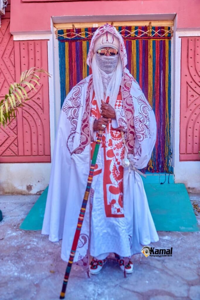 The Beautiful Picture of the Emir