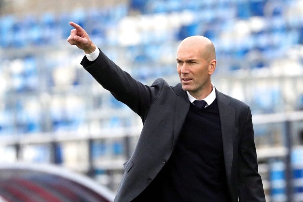 Zidane in dilemma Zinedine